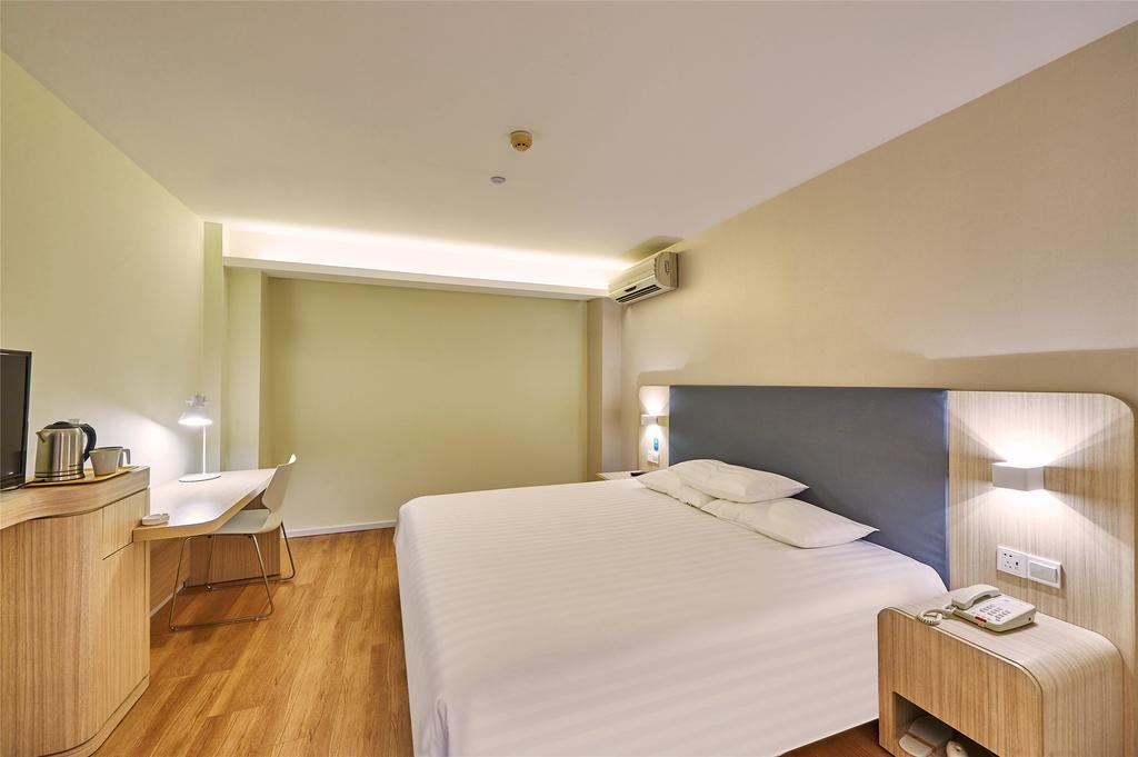 Hanting Hotel Shanghai Tangqiao Subway Station ภายนอก รูปภาพ